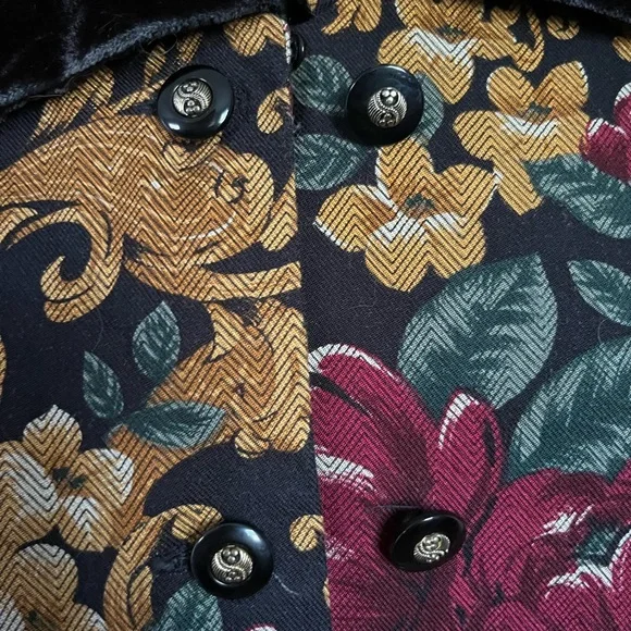 *VINTAGE* 90s cropped bomber jacket in gorgeous grannycore print - Picture 8 of 9